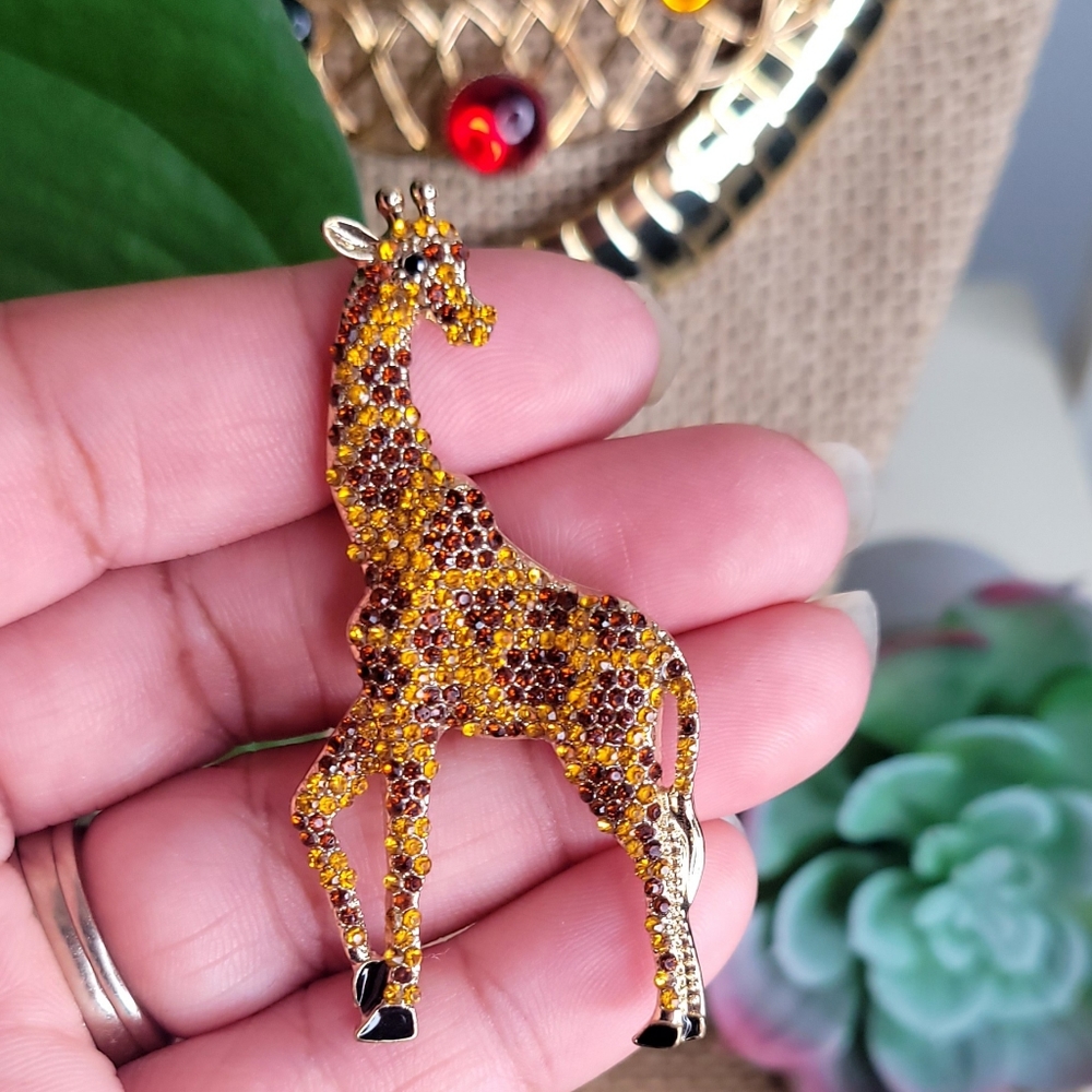 Brooch